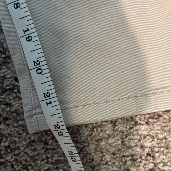 Bandolino Capris - Picture 7 of 7